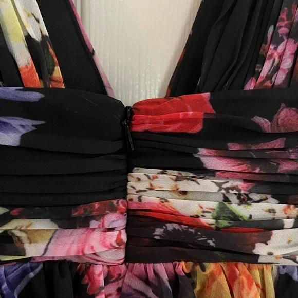 IEENA for Mac Duggal NWT #55837 Floral Bow Strap V-Neck Mini Dress Size 2 - Picture 13 of 14